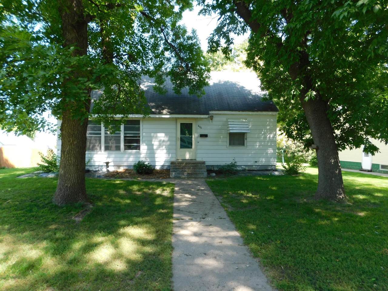 800 Kansas Avenue - Photo 1