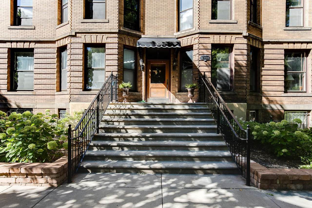 305 Dayton Avenue - Photo 1