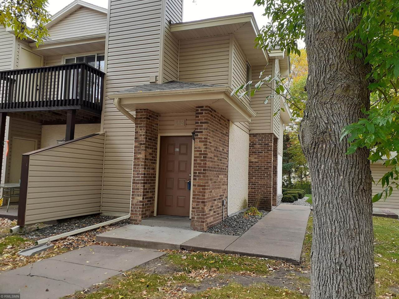 11406 Dogwood Street - Photo 1