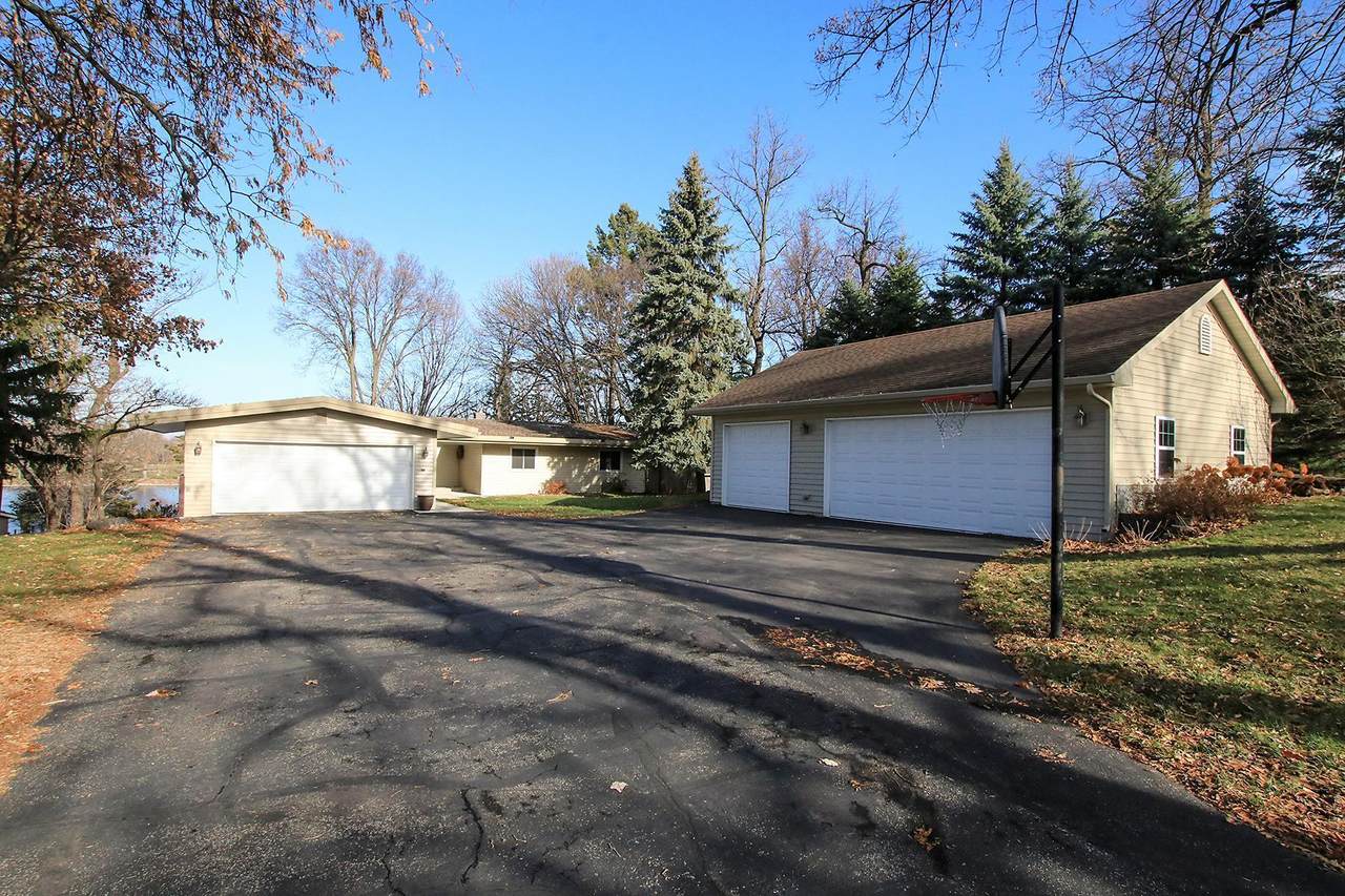 1005 Lewis Avenue - Photo 1