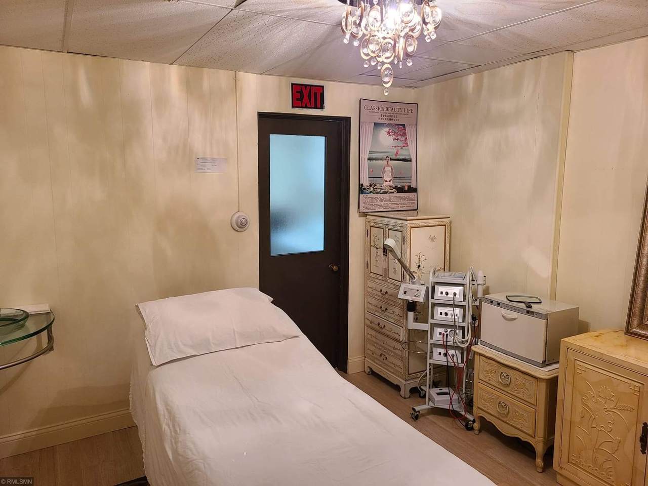 3406 University Avenue - Photo 1