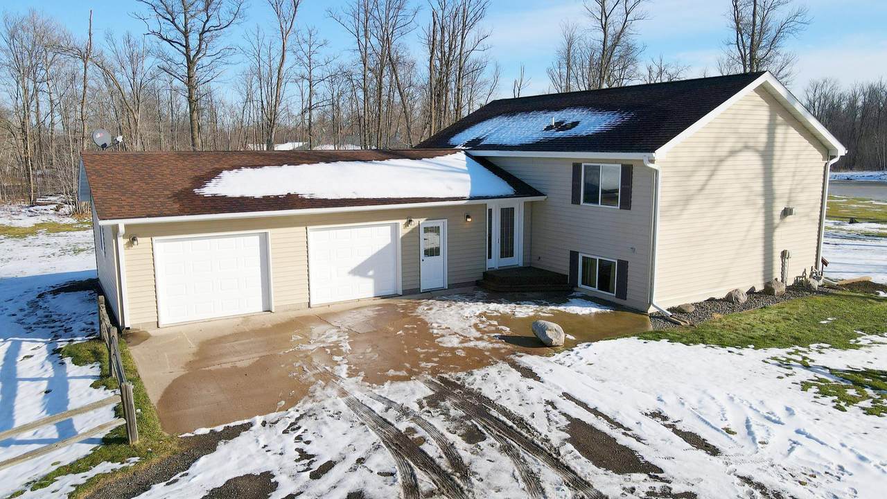 8191 Fairway Lane - Photo 1