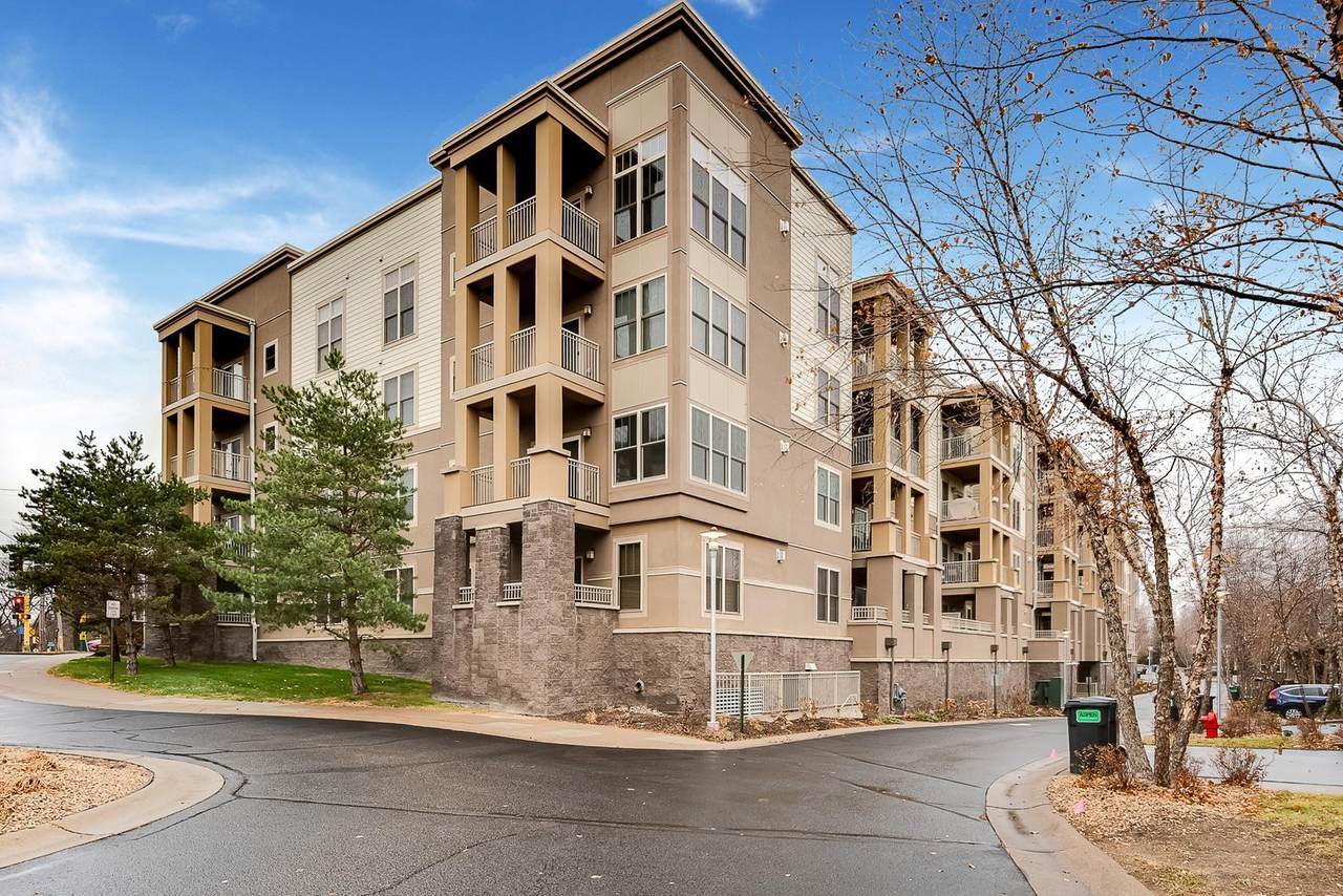 2201 Village Lane - Photo 1