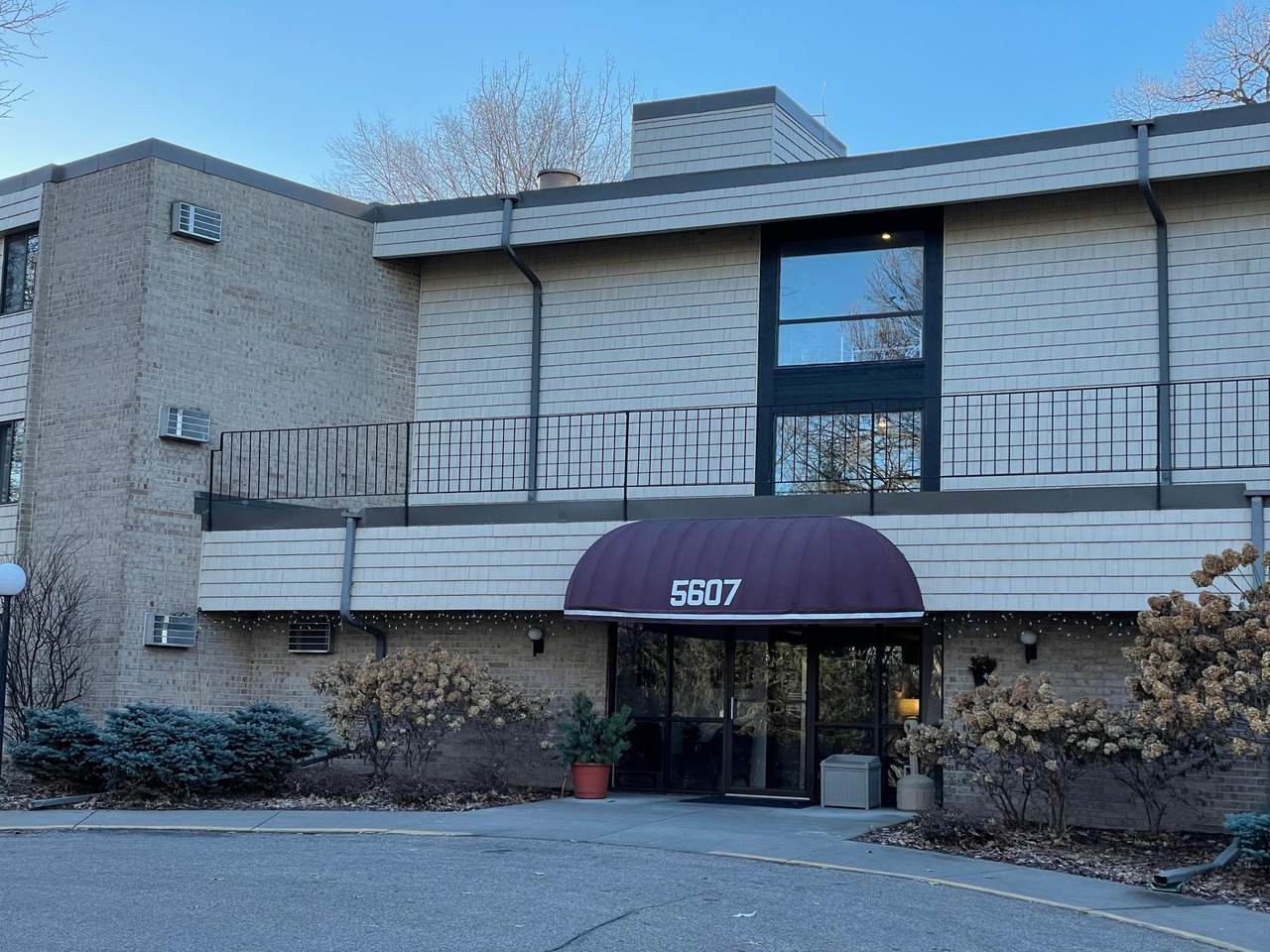 5607 Green Circle Drive - Photo 1