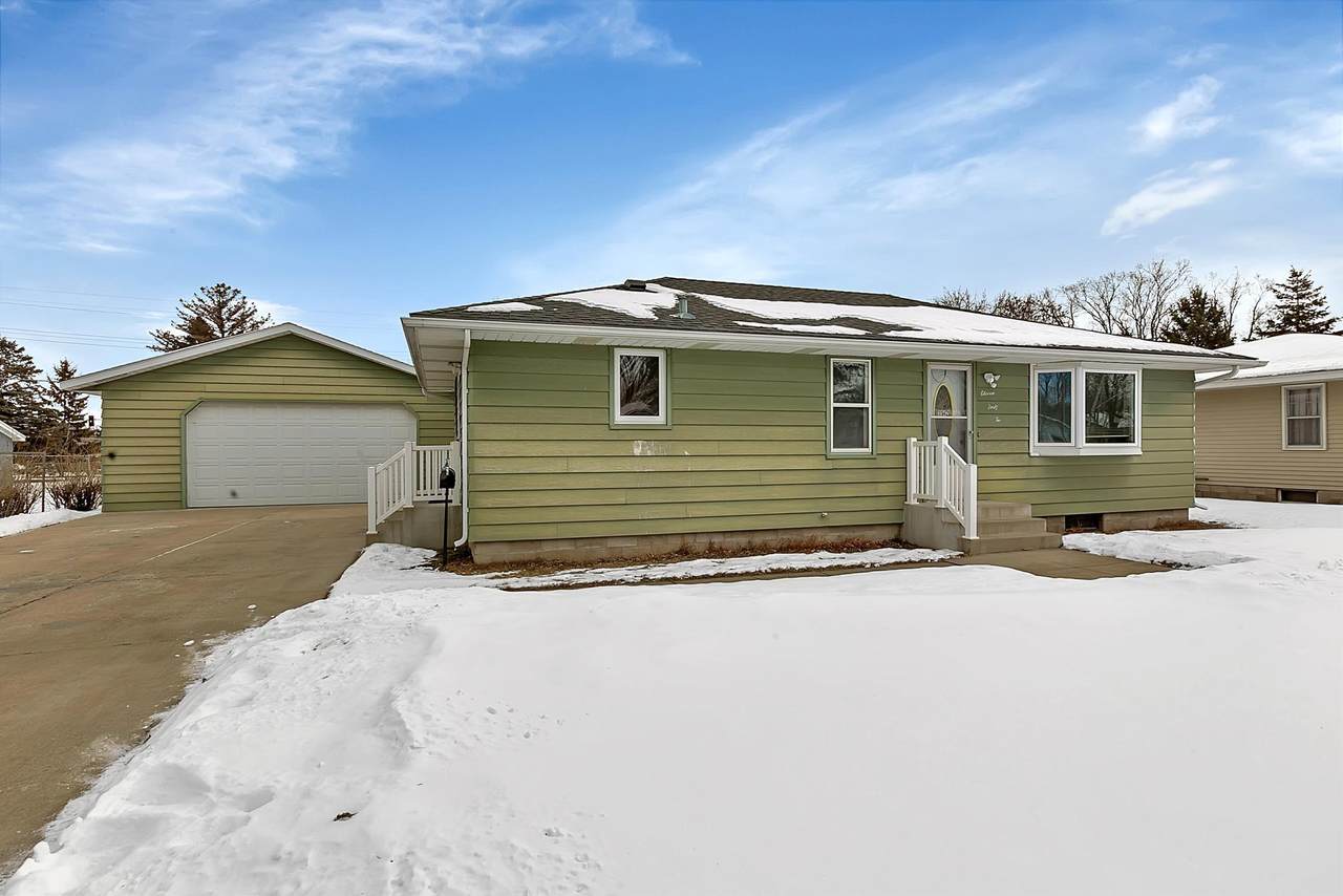 1142 34th Avenue - Photo 1