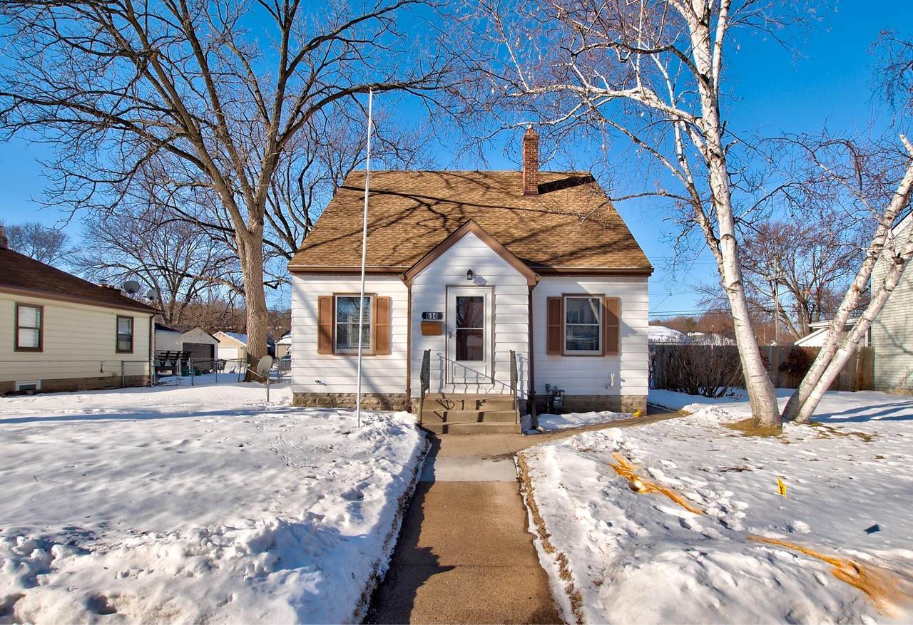 614 6th Avenue - Photo 1