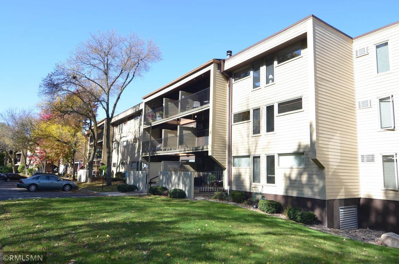 12600 Parkwood Drive - Photo 1