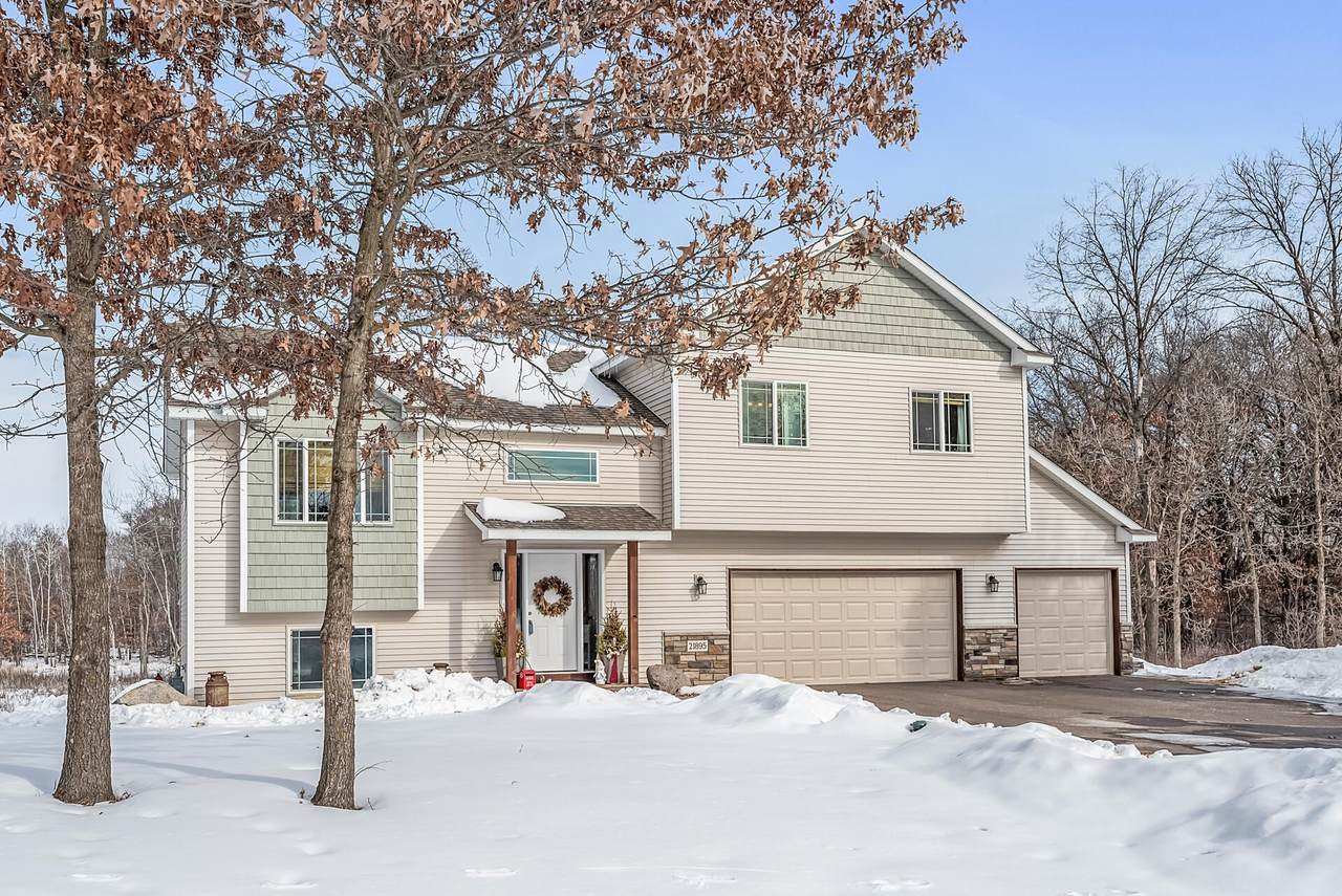 21895 Goldenrod Street - Photo 1