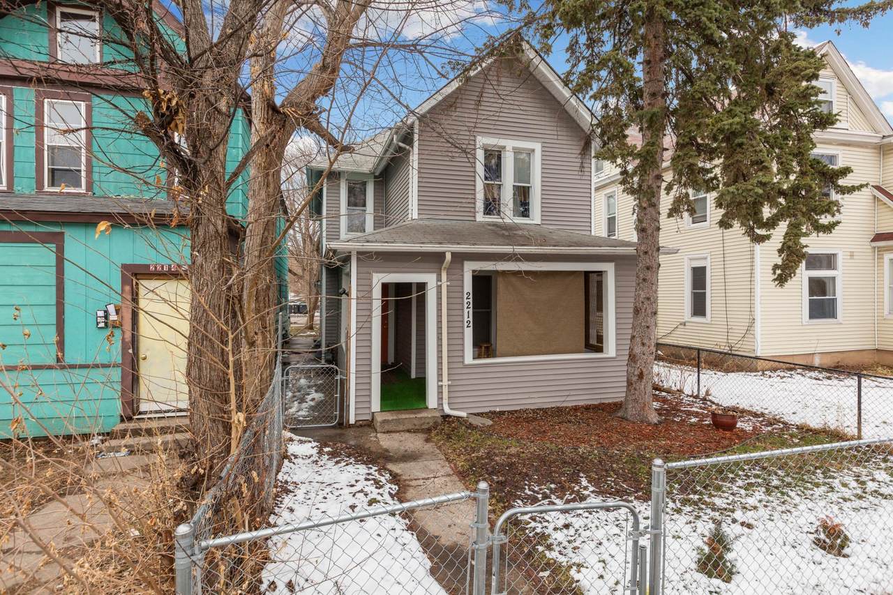 2212 10th Avenue - Photo 1