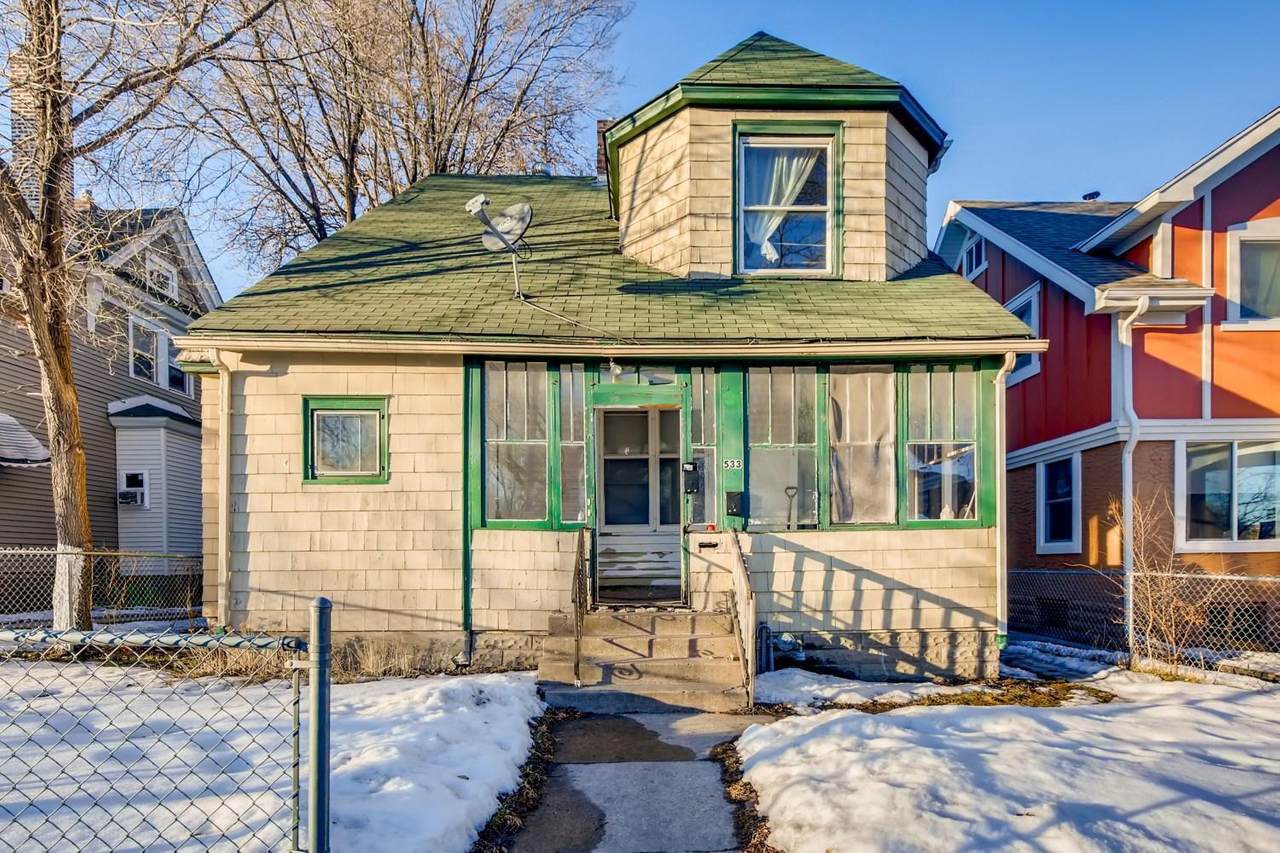 533 Case Avenue - Photo 1