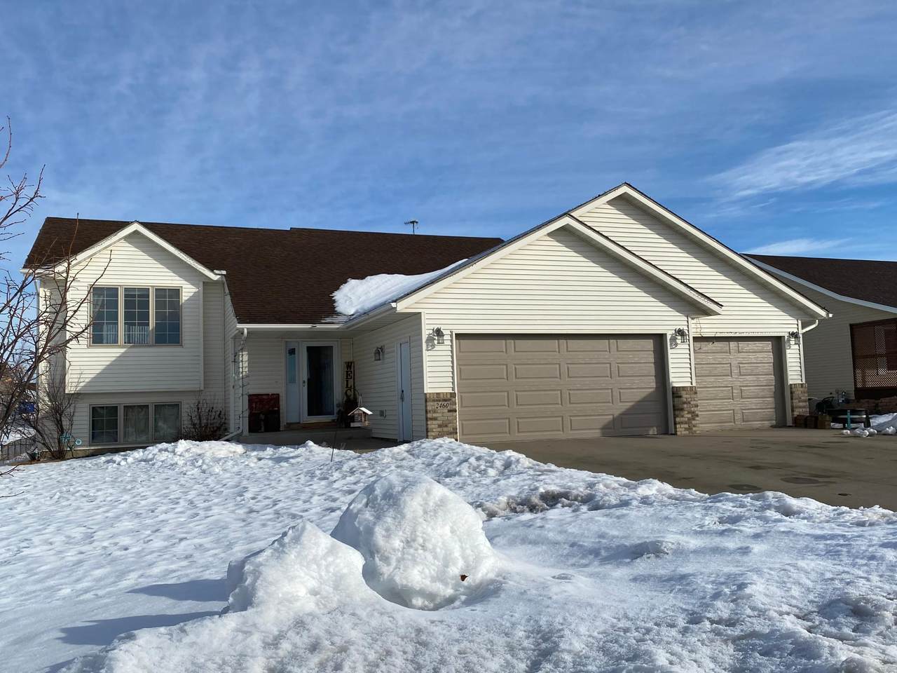 2460 Fox Hollow Lane - Photo 1