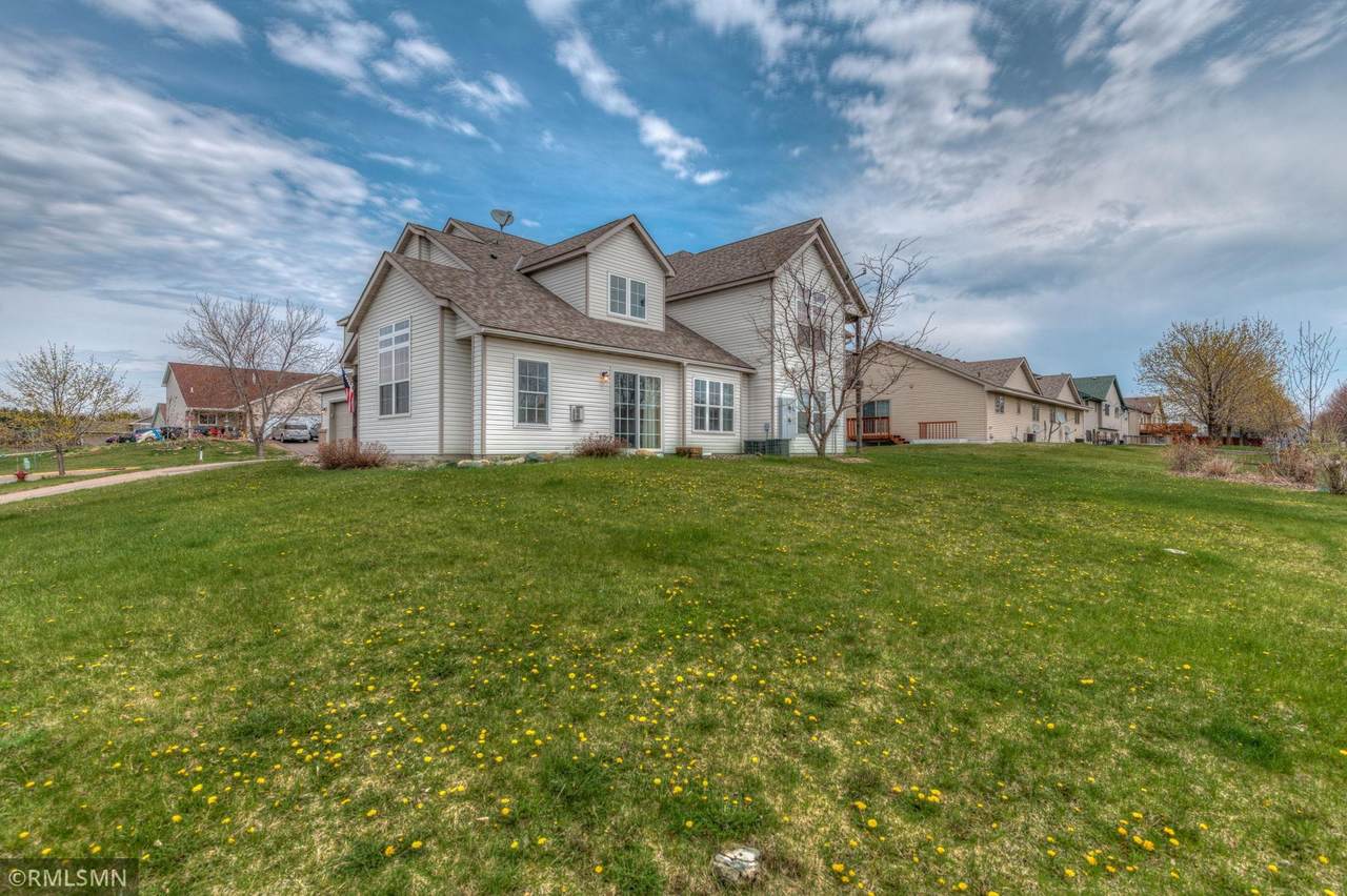 1304 Pinewood Trail - Photo 1