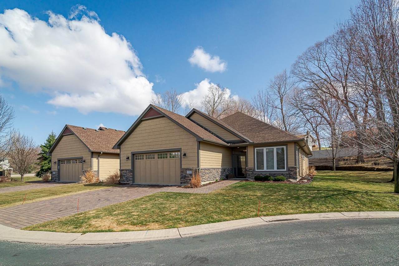 15563 Drake Circle - Photo 1