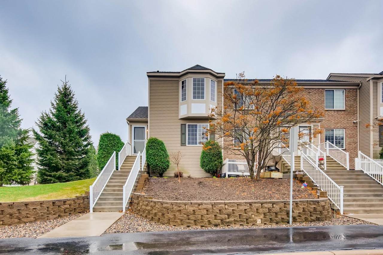 4952 Emmit Drive - Photo 1