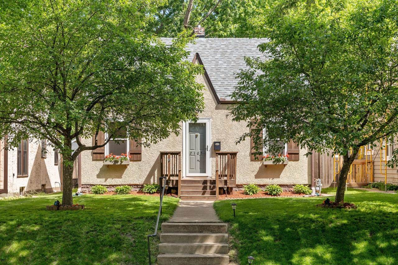 2105 Palace Avenue - Photo 1