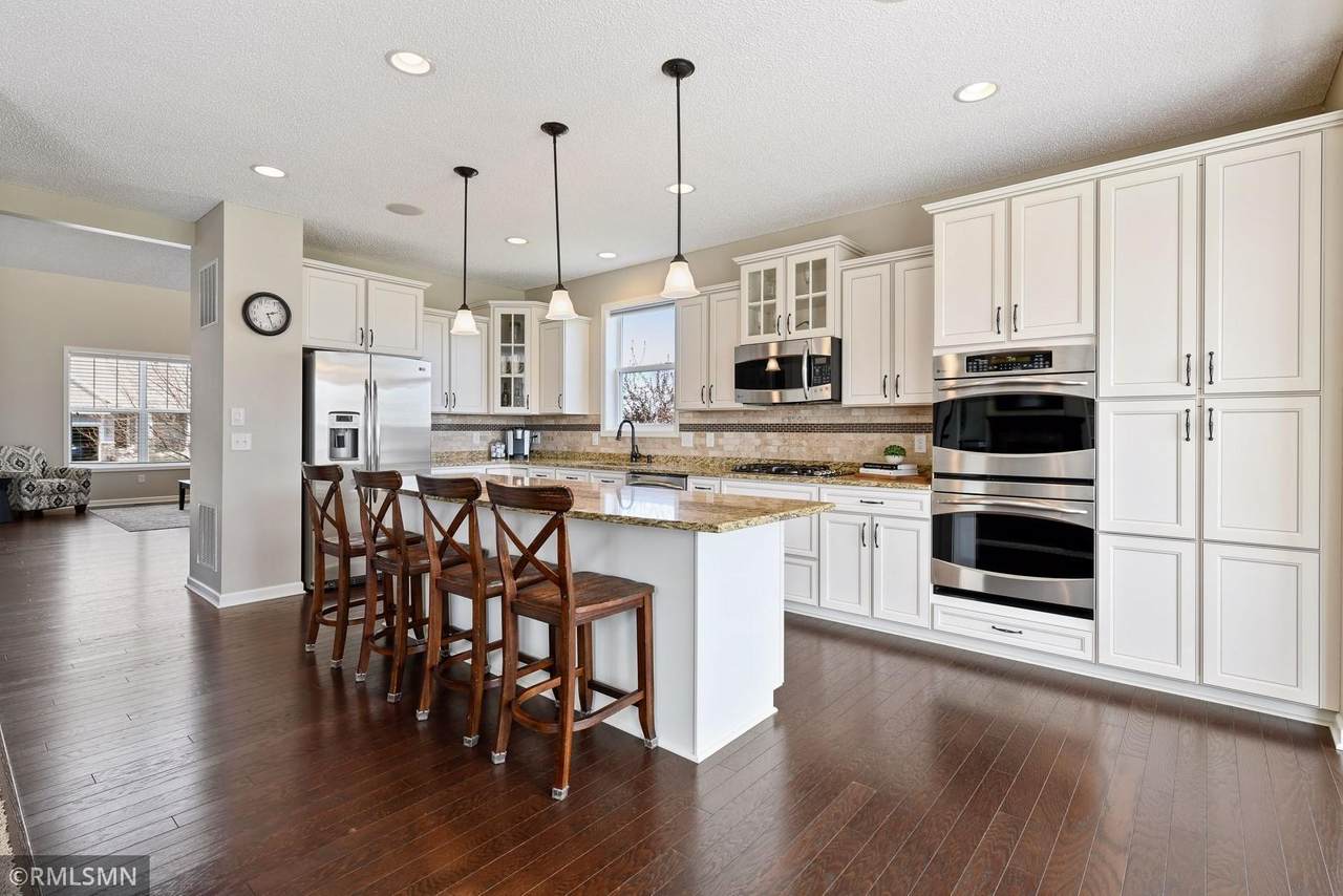 19321 140th Avenue - Photo 1