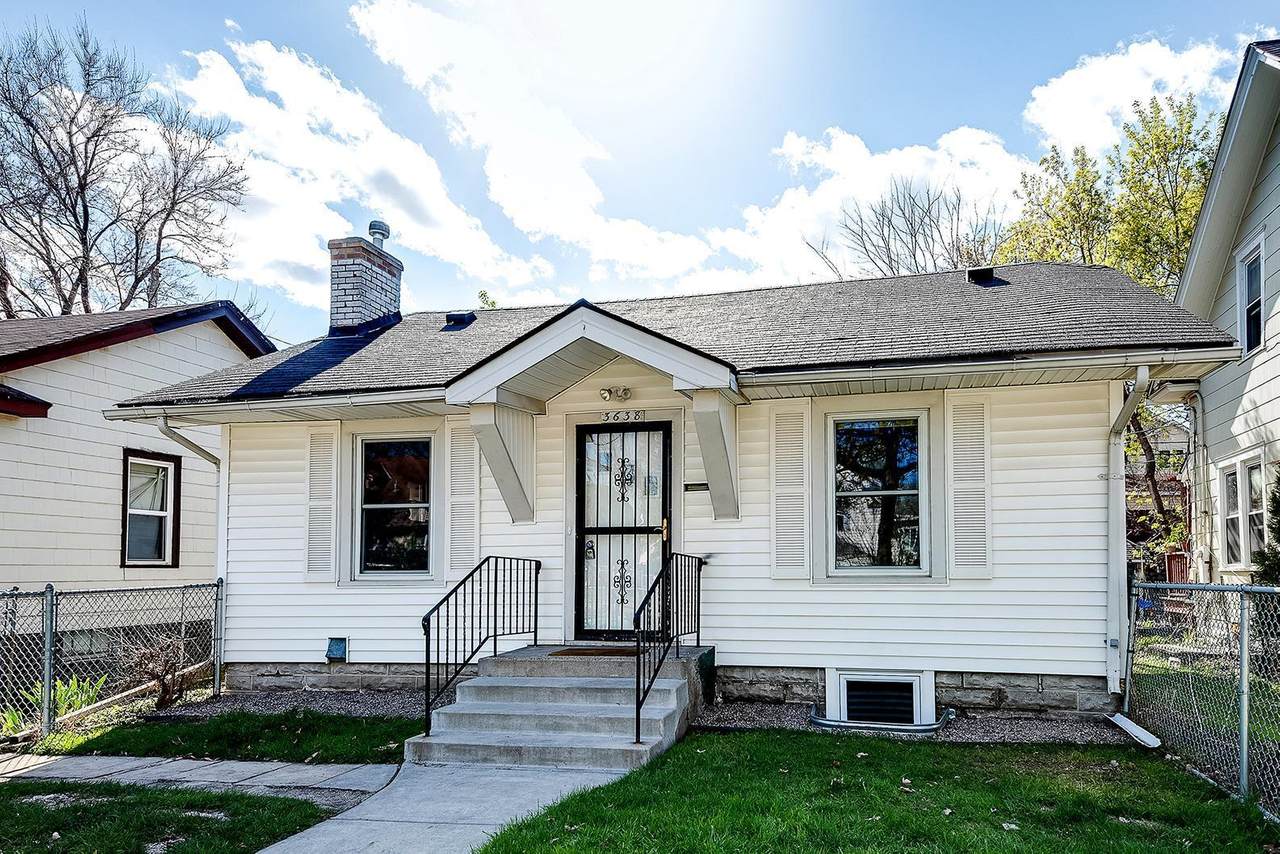 3638 Oakland Avenue - Photo 1