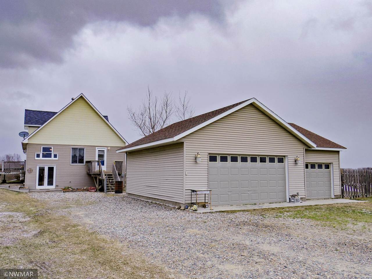 8583 Knappen Hill Road - Photo 1