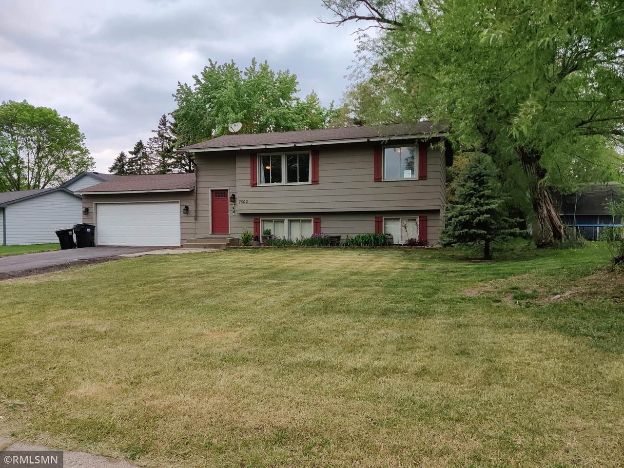 7502 113th Avenue - Photo 1