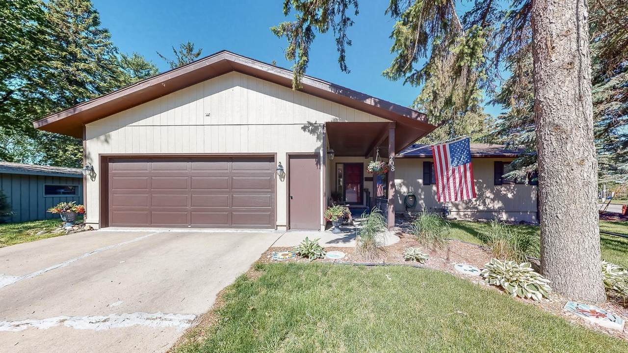 208 14th Street - Photo 1