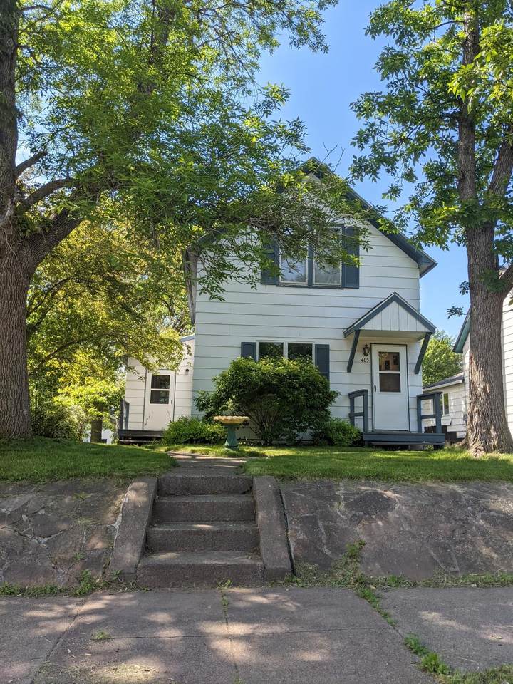 405 Park Avenue - Photo 1