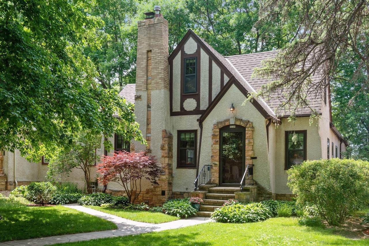 5240 Park Avenue - Photo 1
