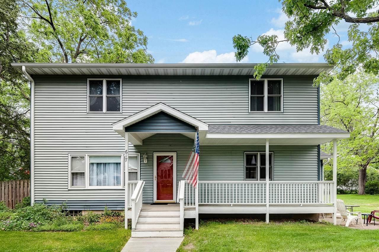 617 Spring Street - Photo 1