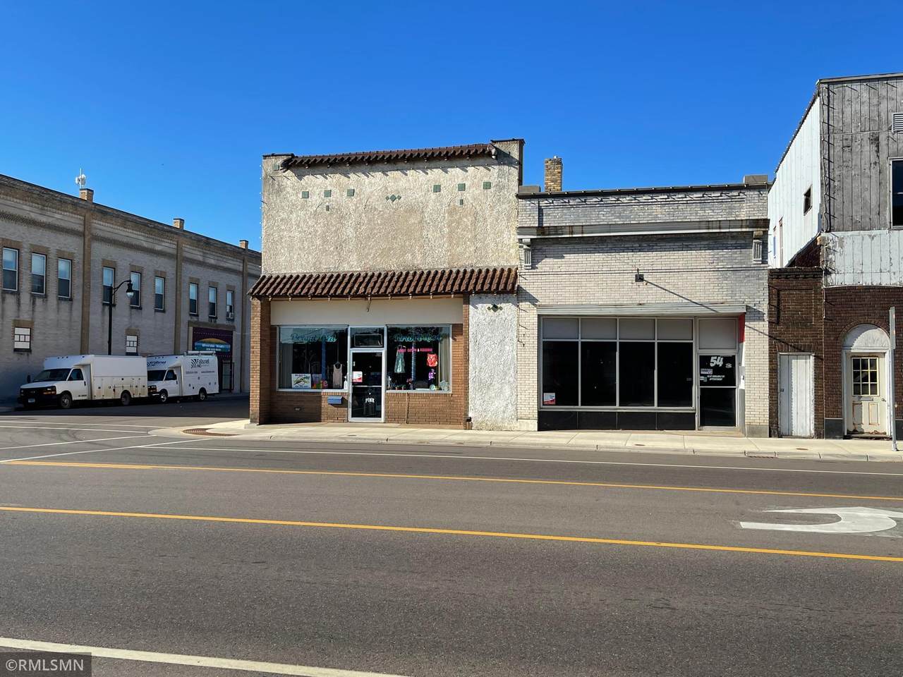 54 Broadway - Photo 1