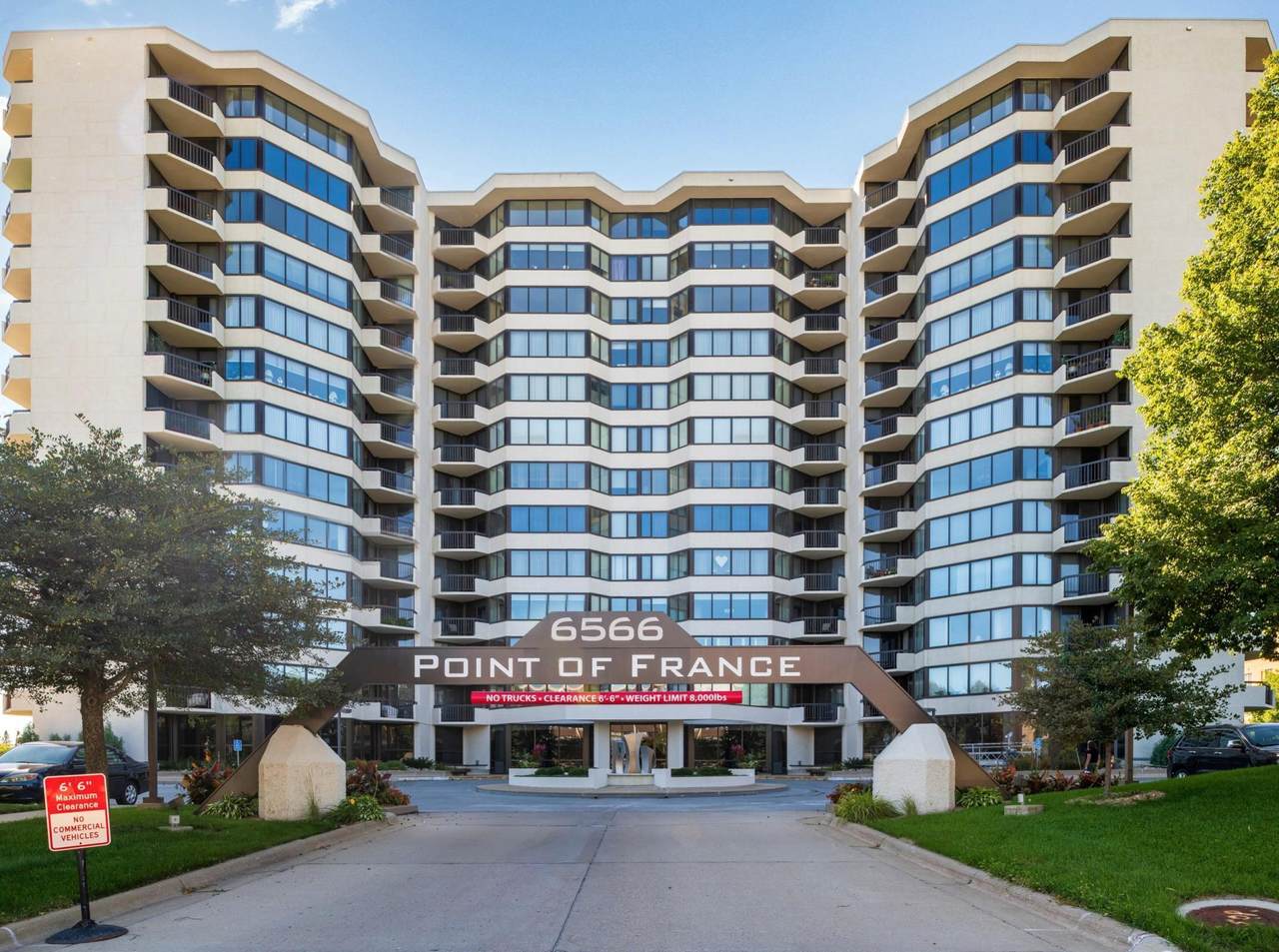 6566 France Avenue - Photo 1