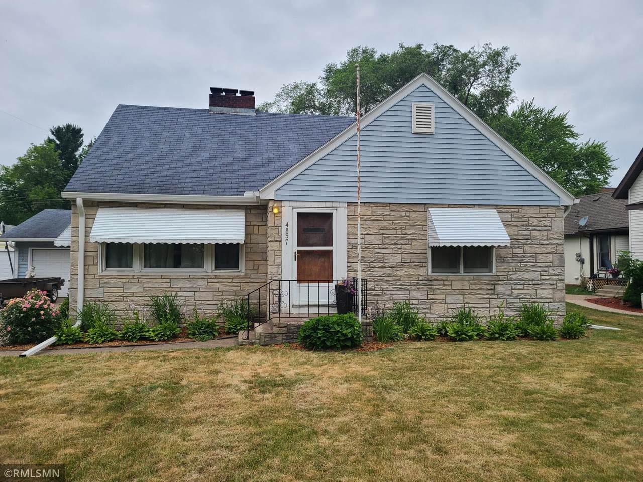 4837 Bloom Avenue - Photo 1