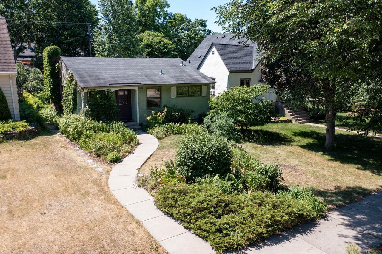 3920 Ewing Avenue - Photo 1