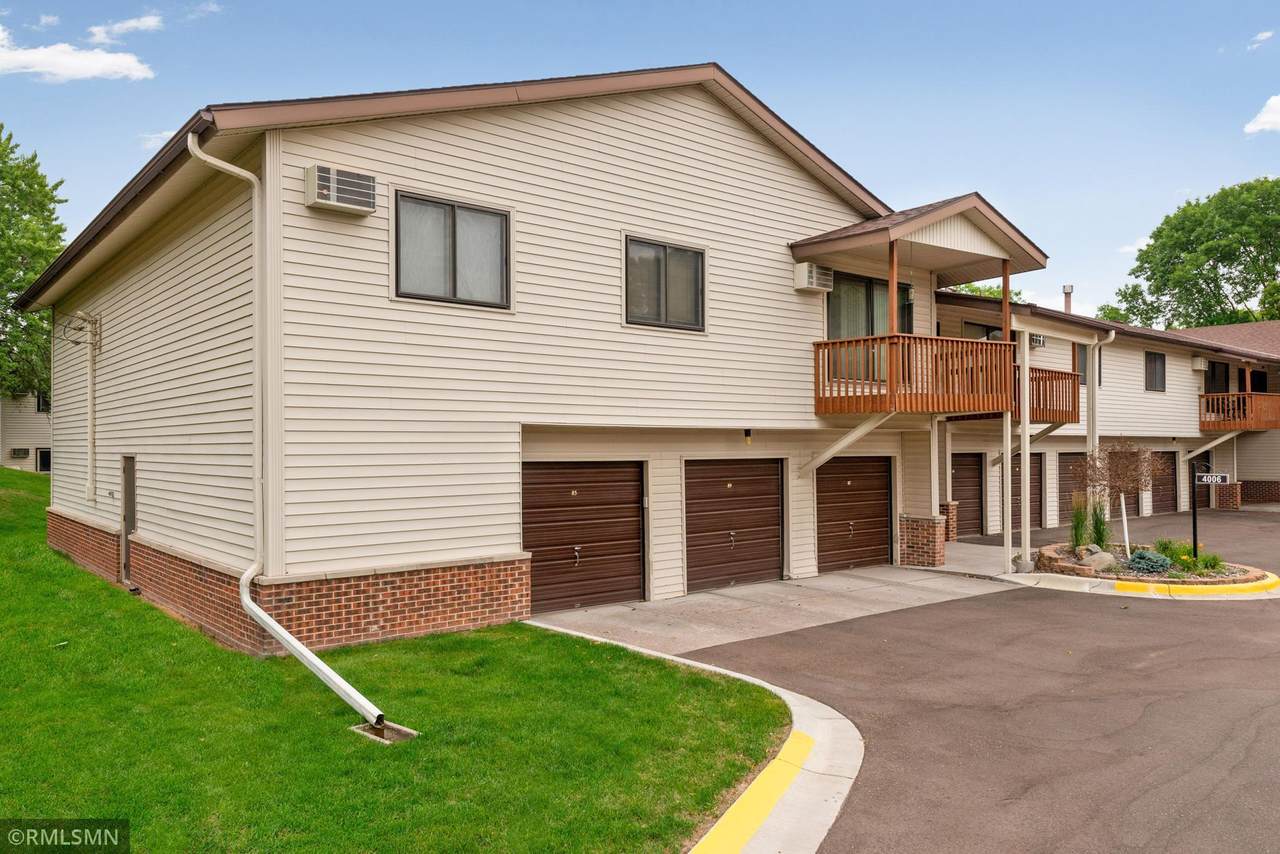4006 Foss Road - Photo 1