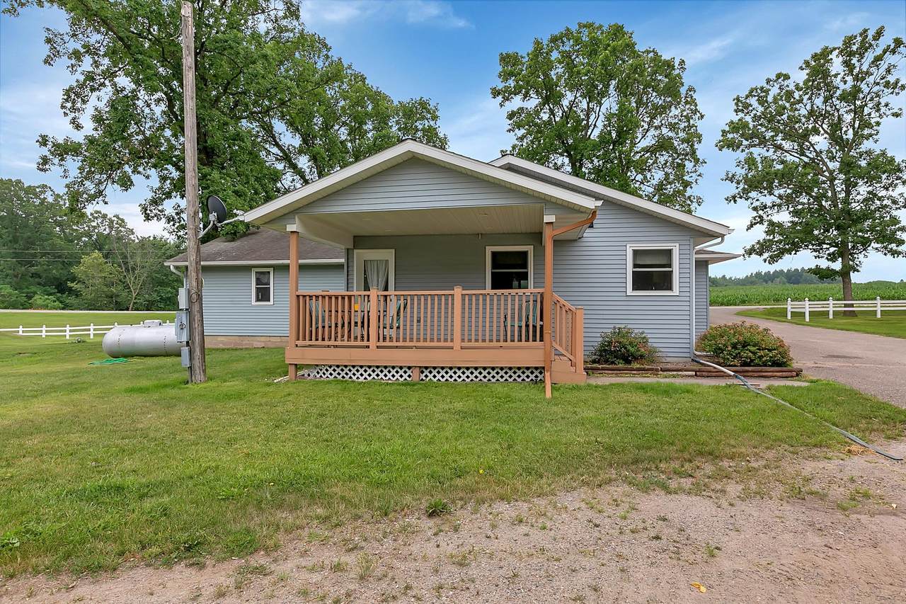 3134 200th Street - Photo 1