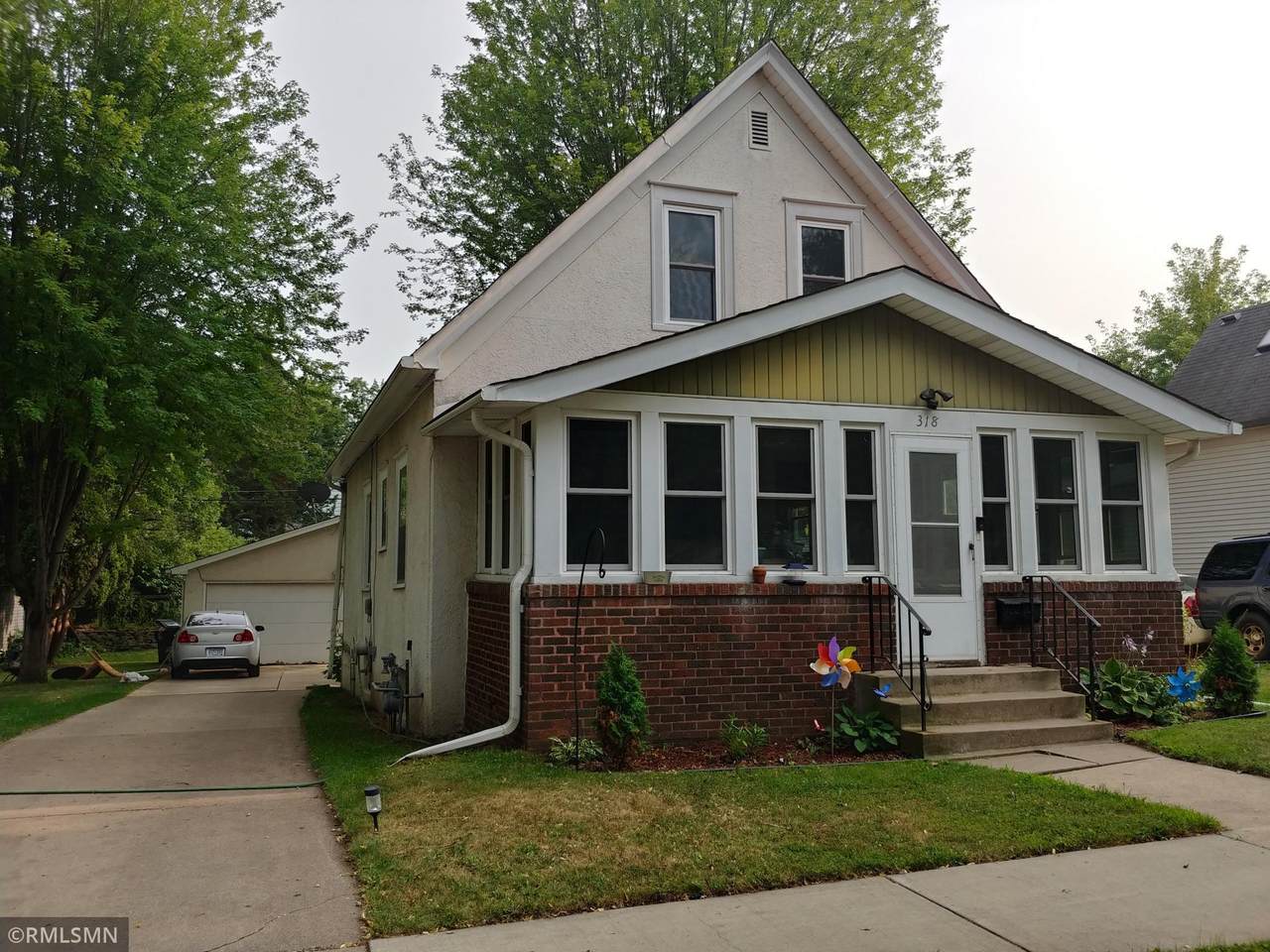 318 Wyoming Street - Photo 1