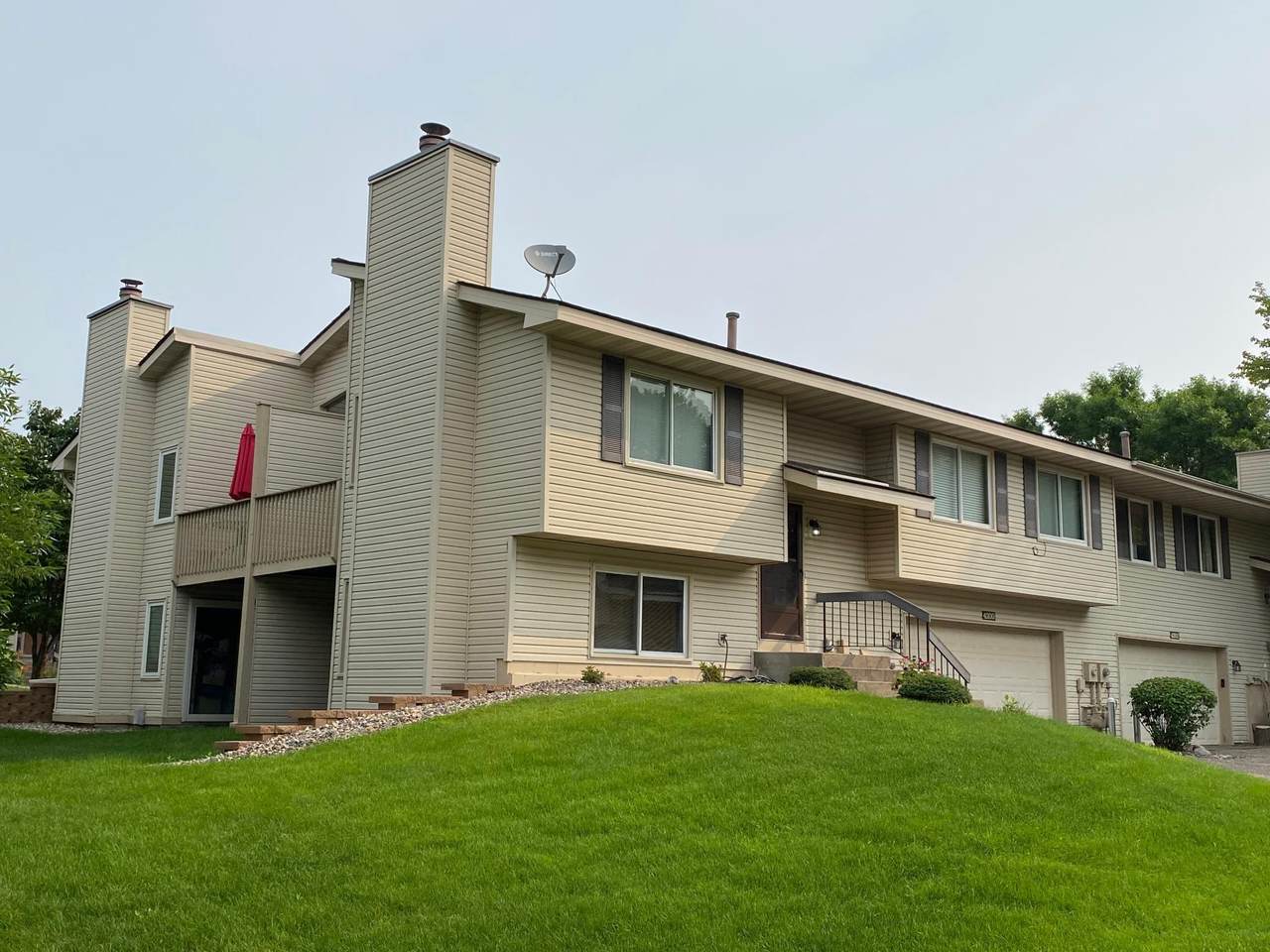 4200 Hemlock Lane - Photo 1