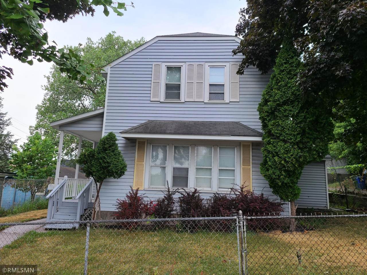 881 Forest Street - Photo 1