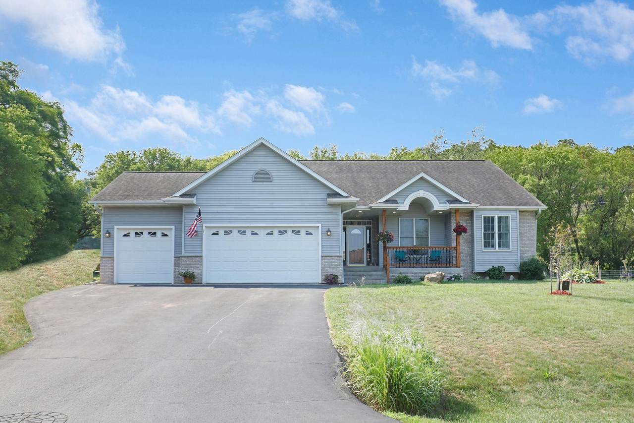 W9873 788th Avenue - Photo 1