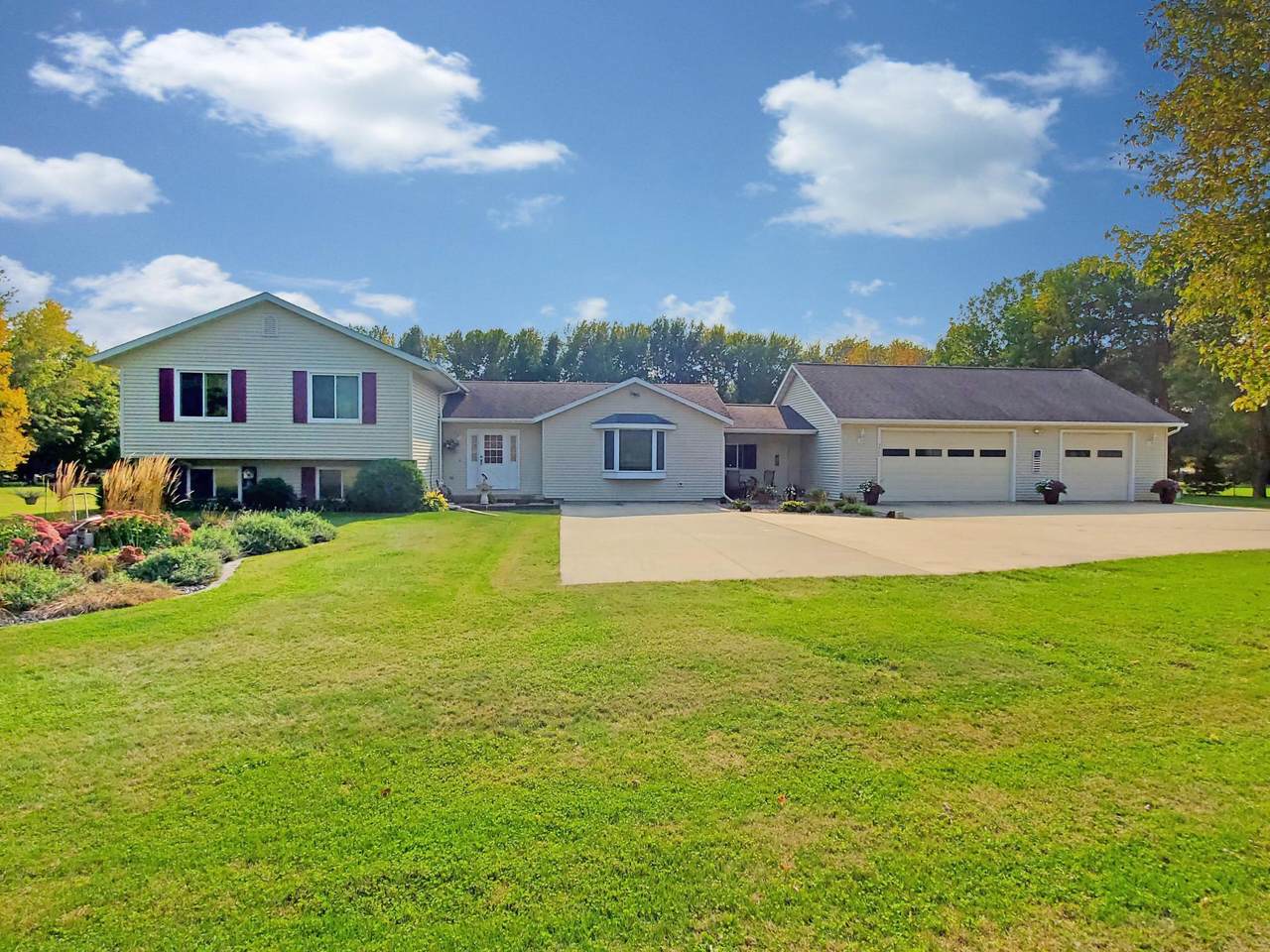 3980 Marion Road - Photo 1
