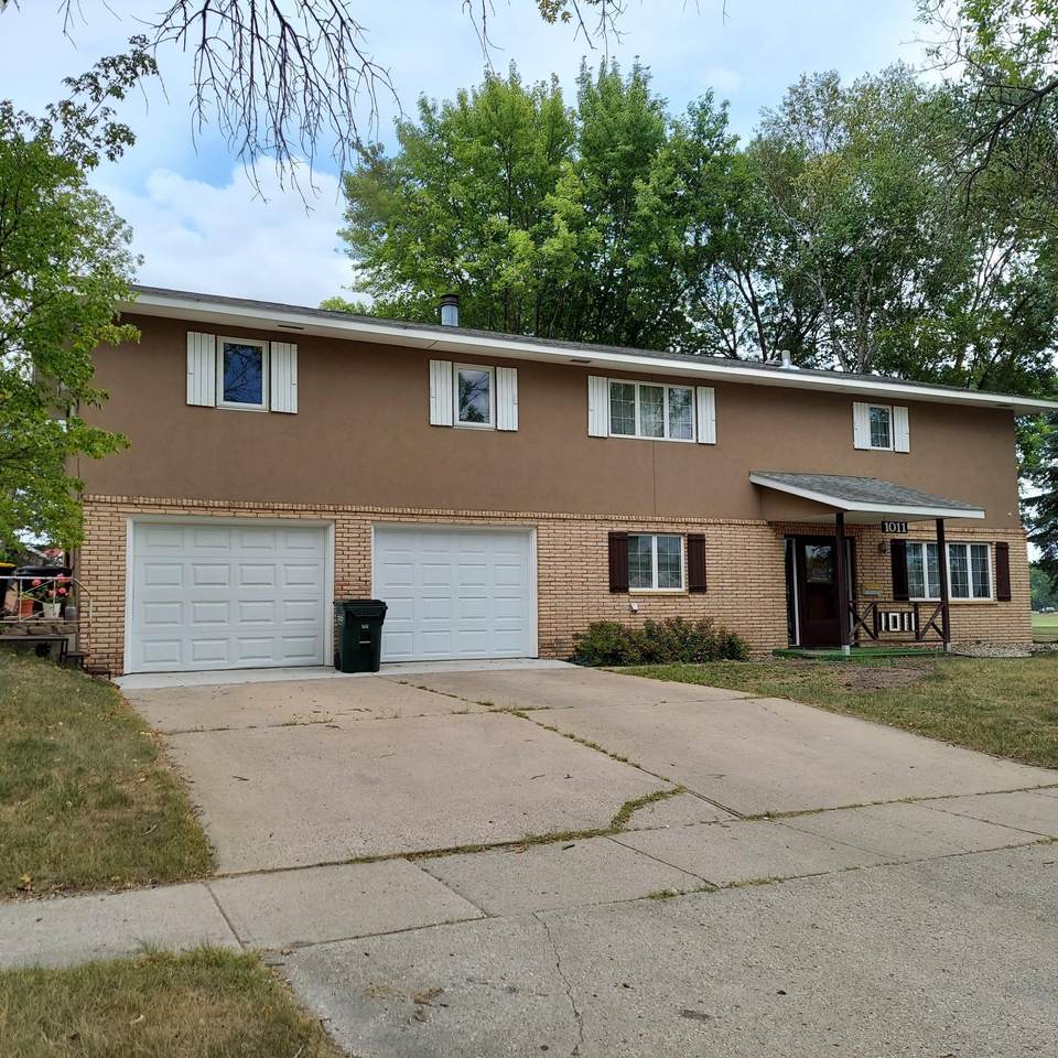 1011 4th Street - Photo 1