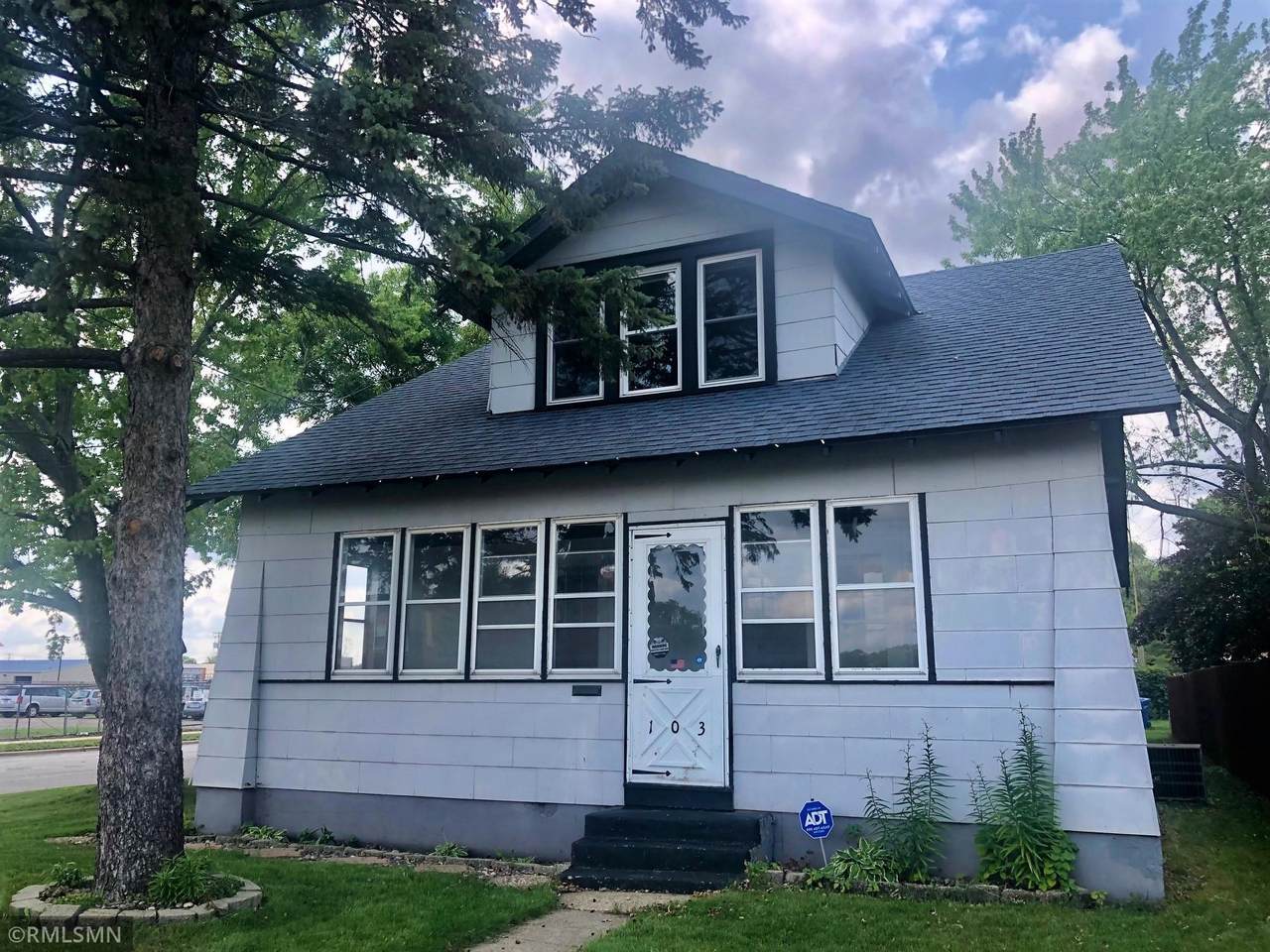 103 25th Avenue - Photo 1