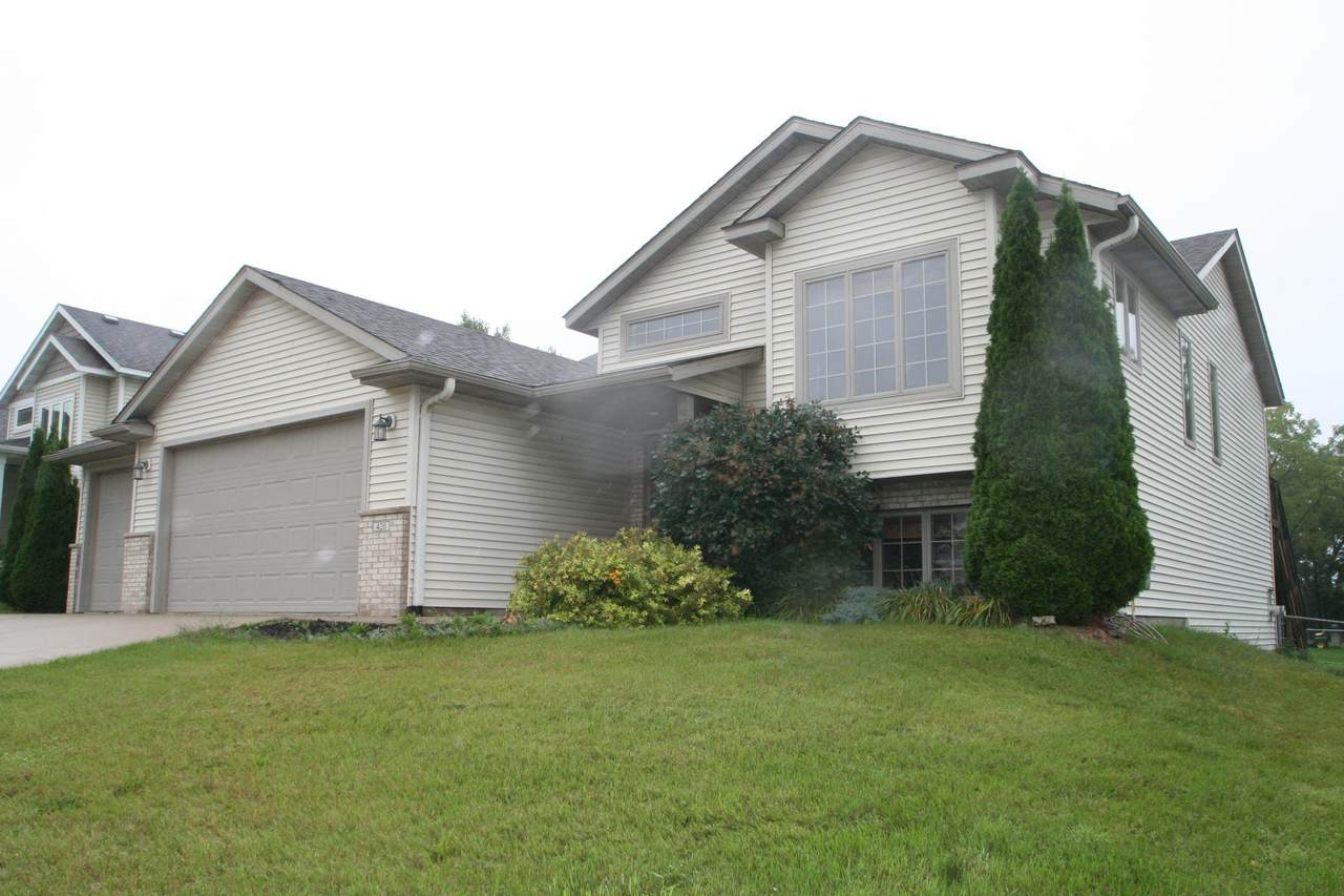 420 Manor Ridge Drive - Photo 1