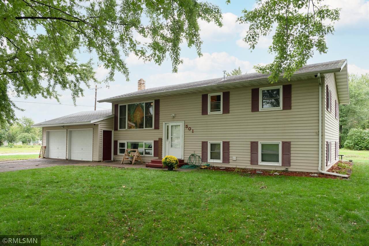 501 7th Street - Photo 1
