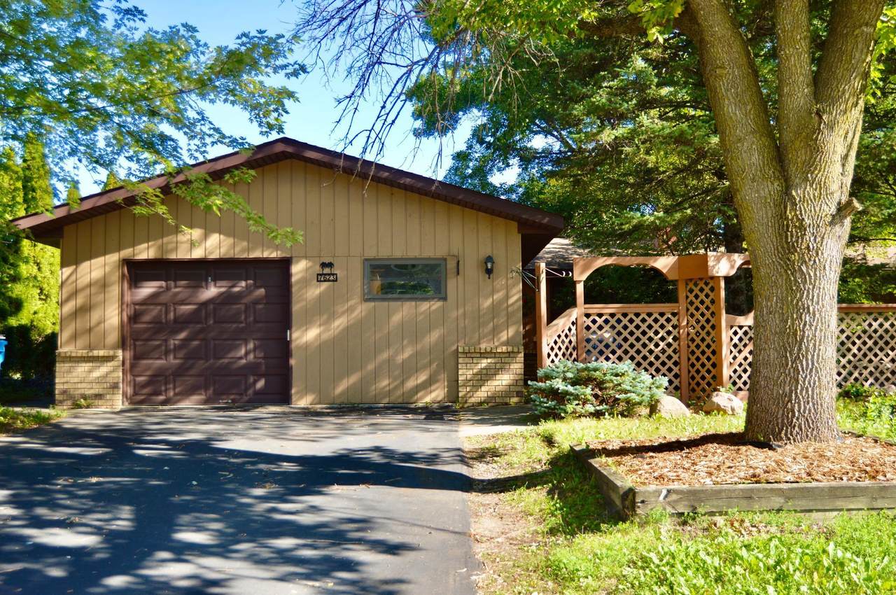 7623 Upper 167th Street - Photo 1