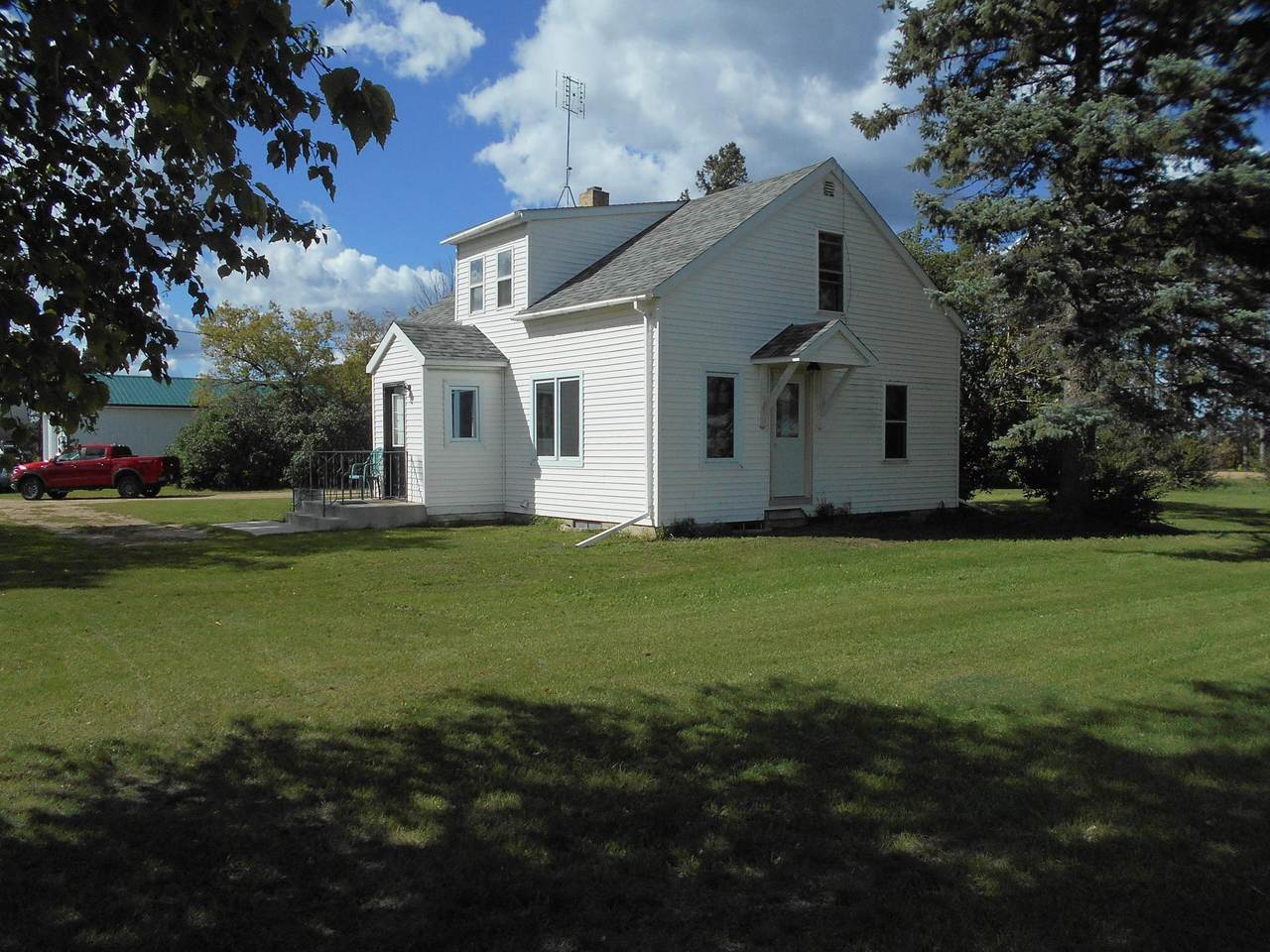 12863 170th St - Photo 1