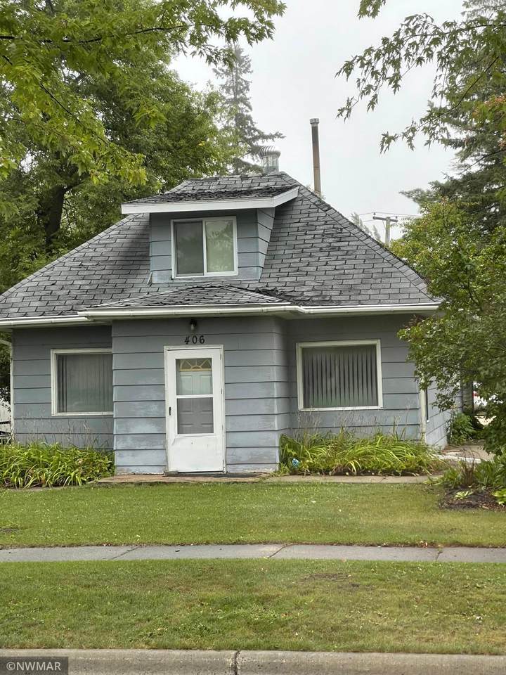 406 1st Avenue - Photo 1