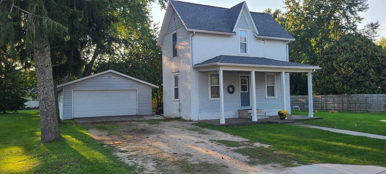416 Highland Street - Photo 1