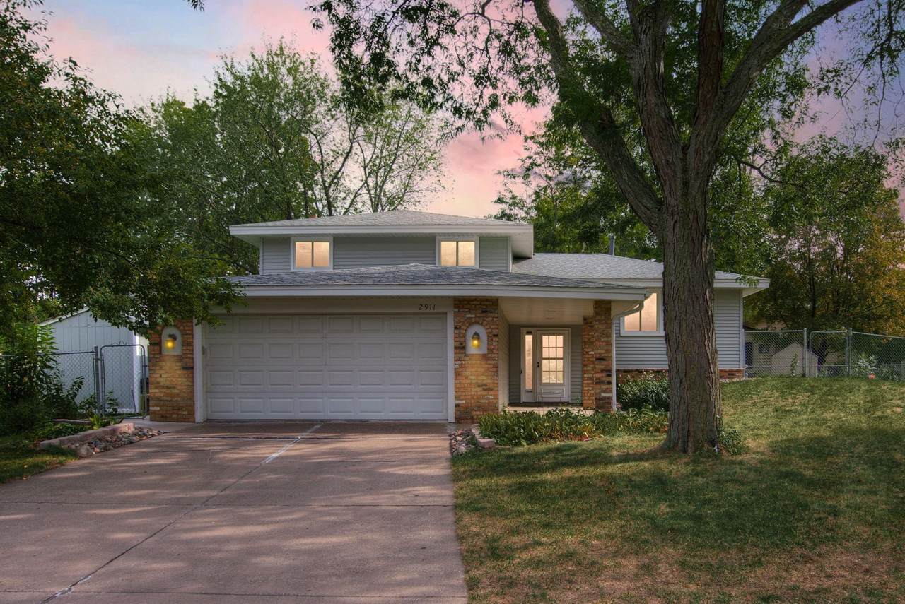 2911 81st Circle - Photo 1