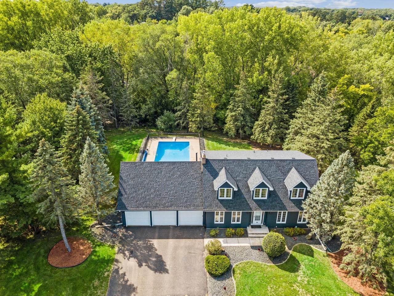 60 Deer Hills Court - Photo 1