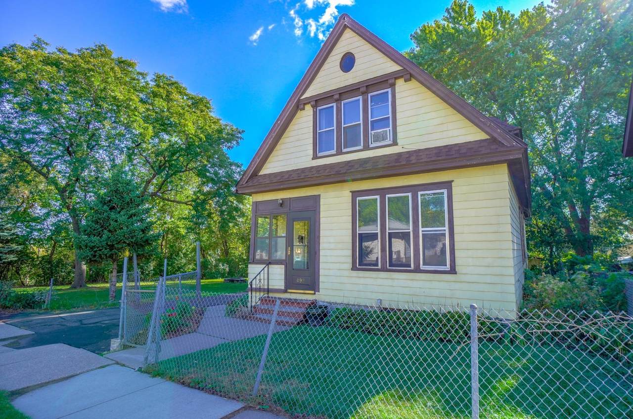 492 Andrew Street - Photo 1
