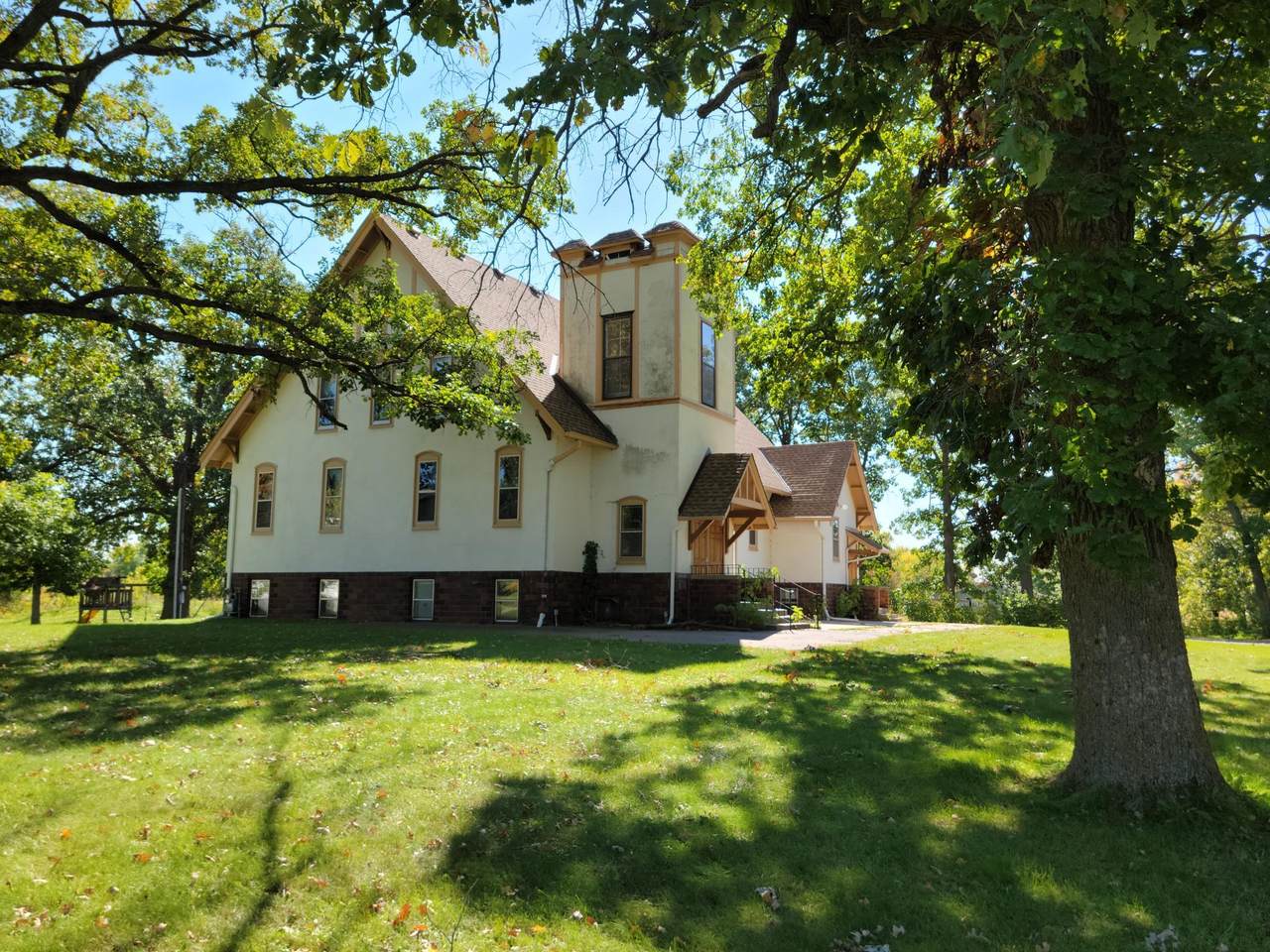 38059 Helium Street - Photo 1